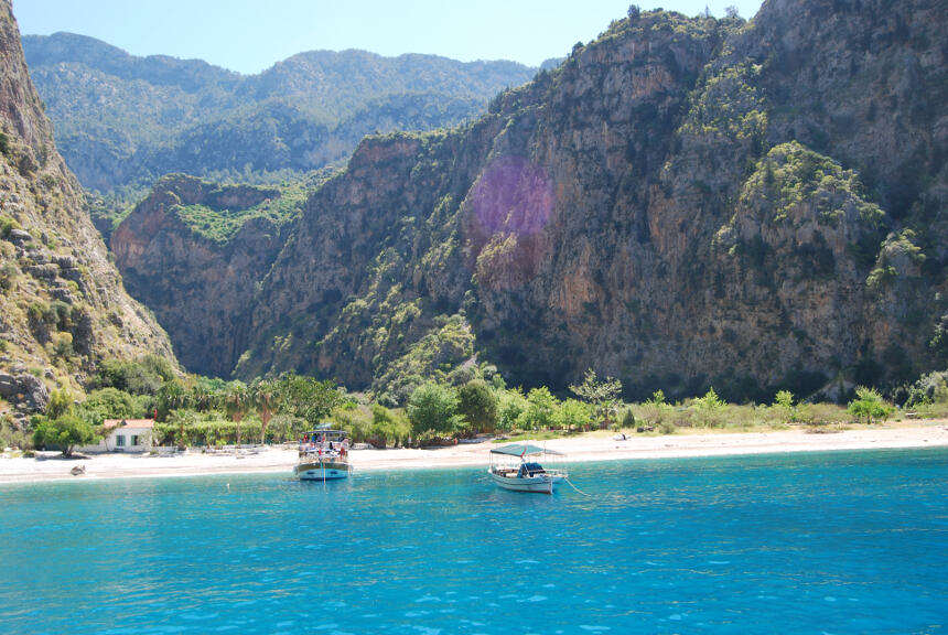 butterfly valley paragliding